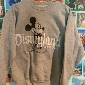 disneyland sweatshirt with mickey mouse